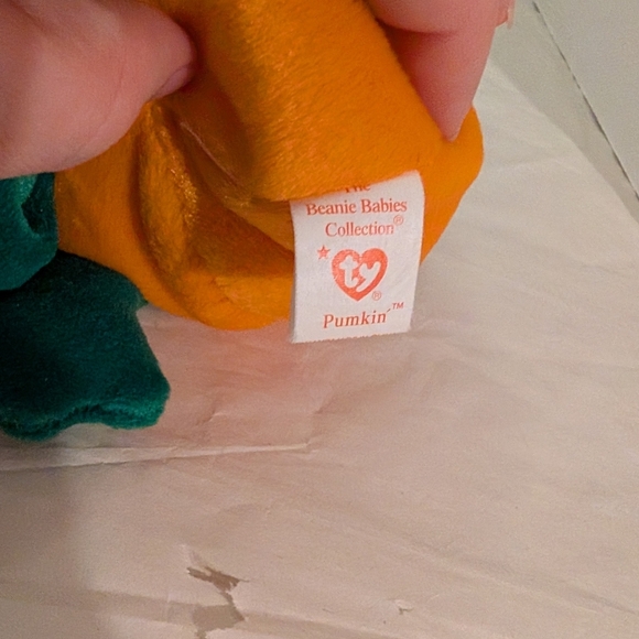 Lot of 2 (TWO) TY Beanie Babies - Pumpkin' Small and Large - Picture 4 of 10